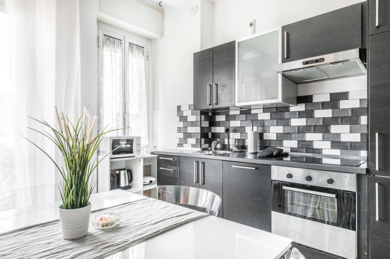 Apartmán 'Tribal House' Sansiro-Rhofiera-Duomo Milán Exteriér fotografie