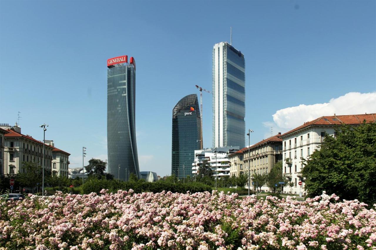 Apartmán 'Tribal House' Sansiro-Rhofiera-Duomo Milán Exteriér fotografie